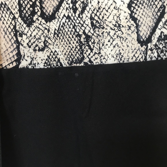 Bianca Nygard Reptile Snakeskin Animal Print Tunic Top Size Large - Picture 5 of 10
